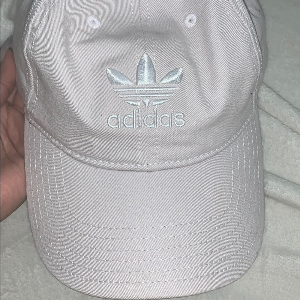 adidas hat - Picture 3 of 3